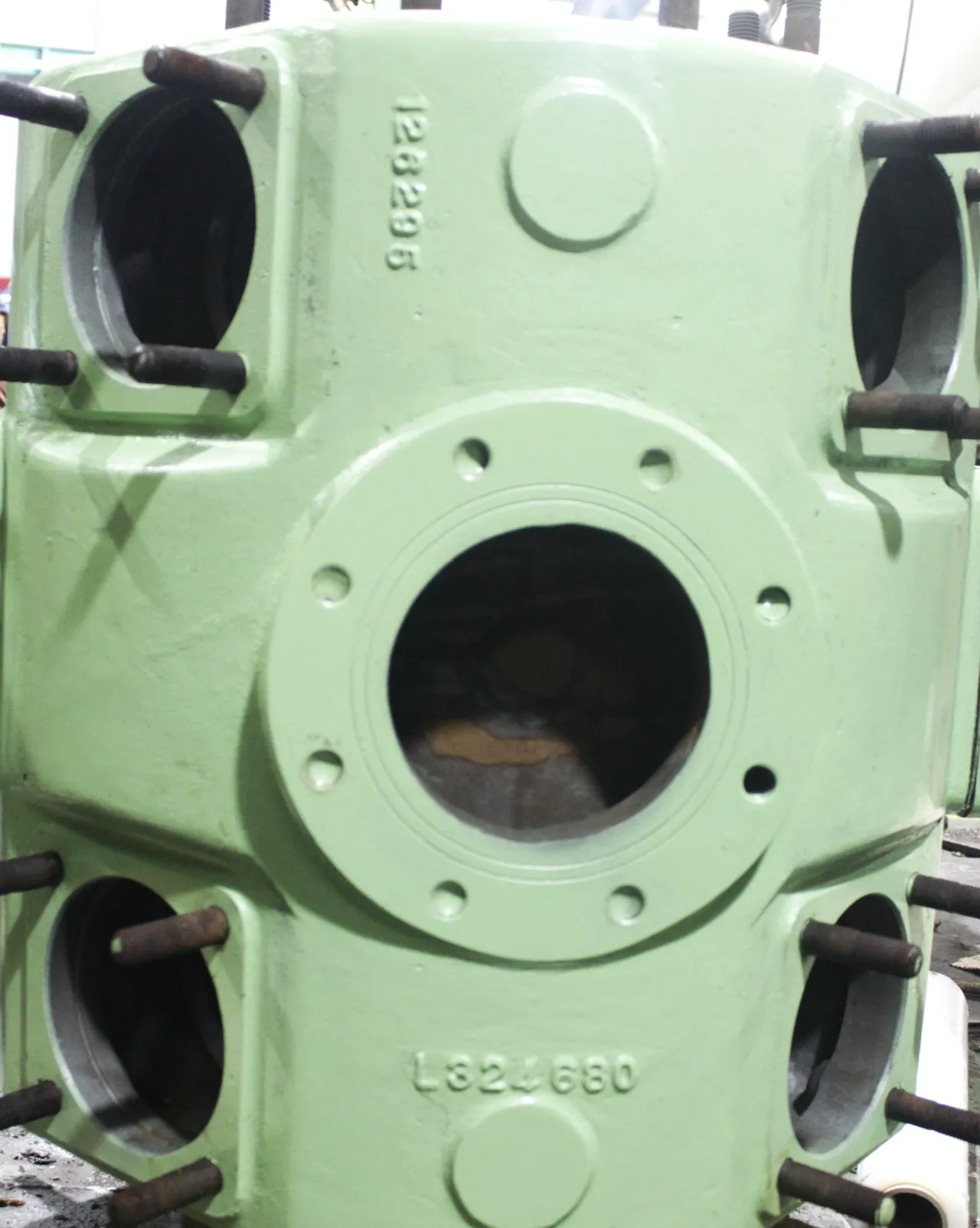 HOUSING COMPRESSOR